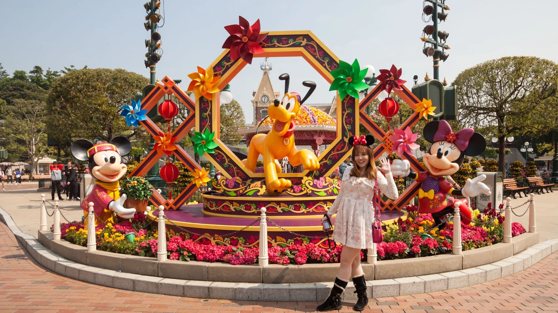 สวนสนุกฮ่องกงดิสนีย์แลนด์ (Hong Kong Disneyland)