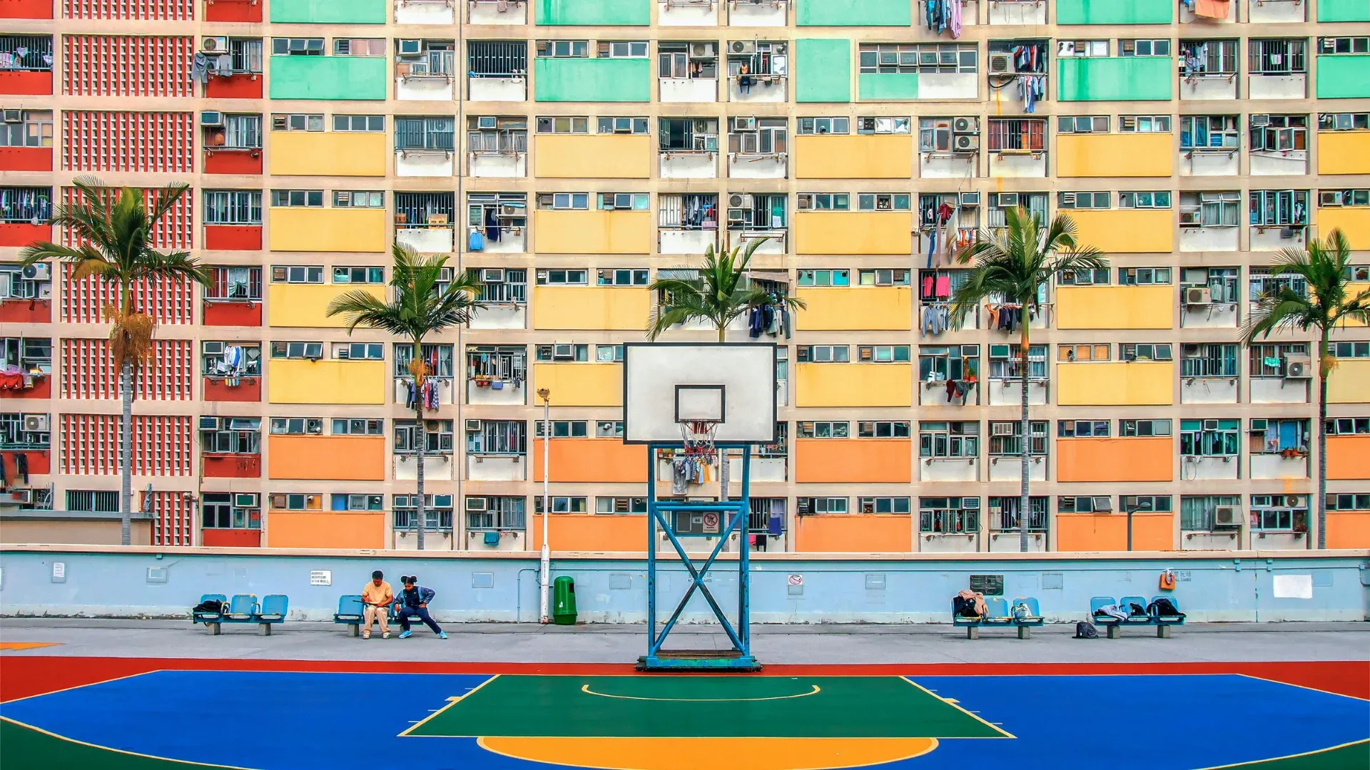 ตึกสีรุ้ง (Choi Hung Estate)